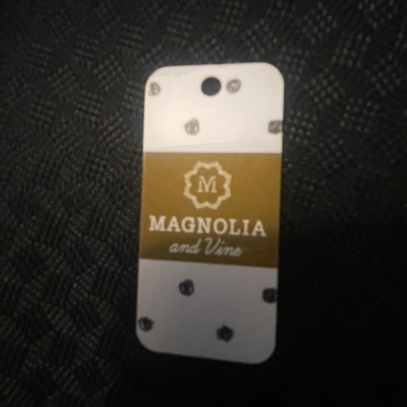 Magnolia and Vine set - Picture 7 of 12